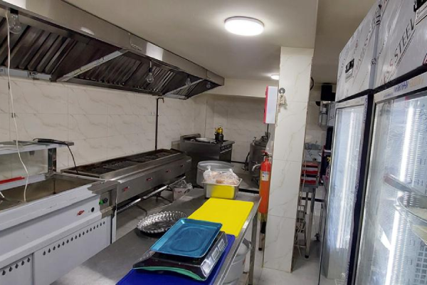 رستوران پیازا